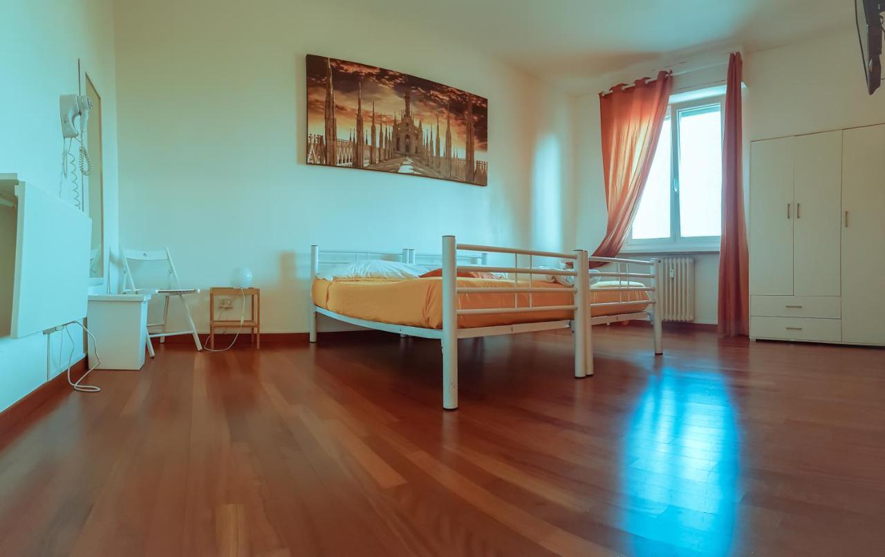 Hôtel Foresteria Lombarda By Max à Milan Extérieur photo