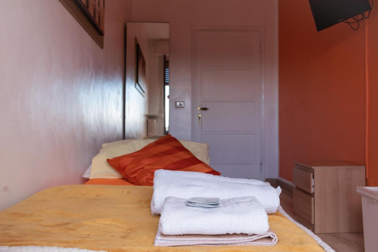 Hôtel Foresteria Lombarda By Max à Milan Extérieur photo